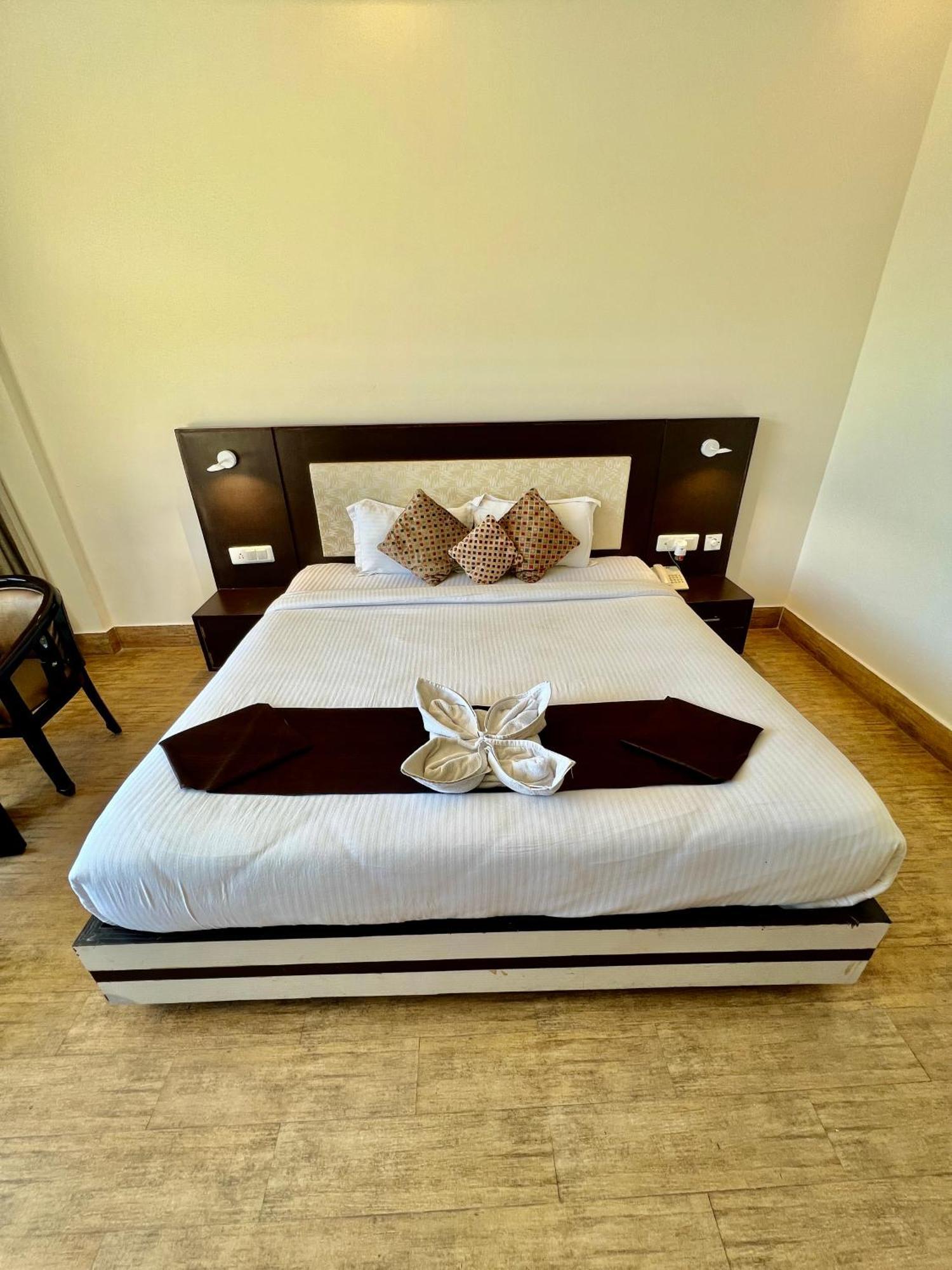 Sea Hawk - Luxury Hill Resort 4 Mins From Bhimtal Lake Exterior photo