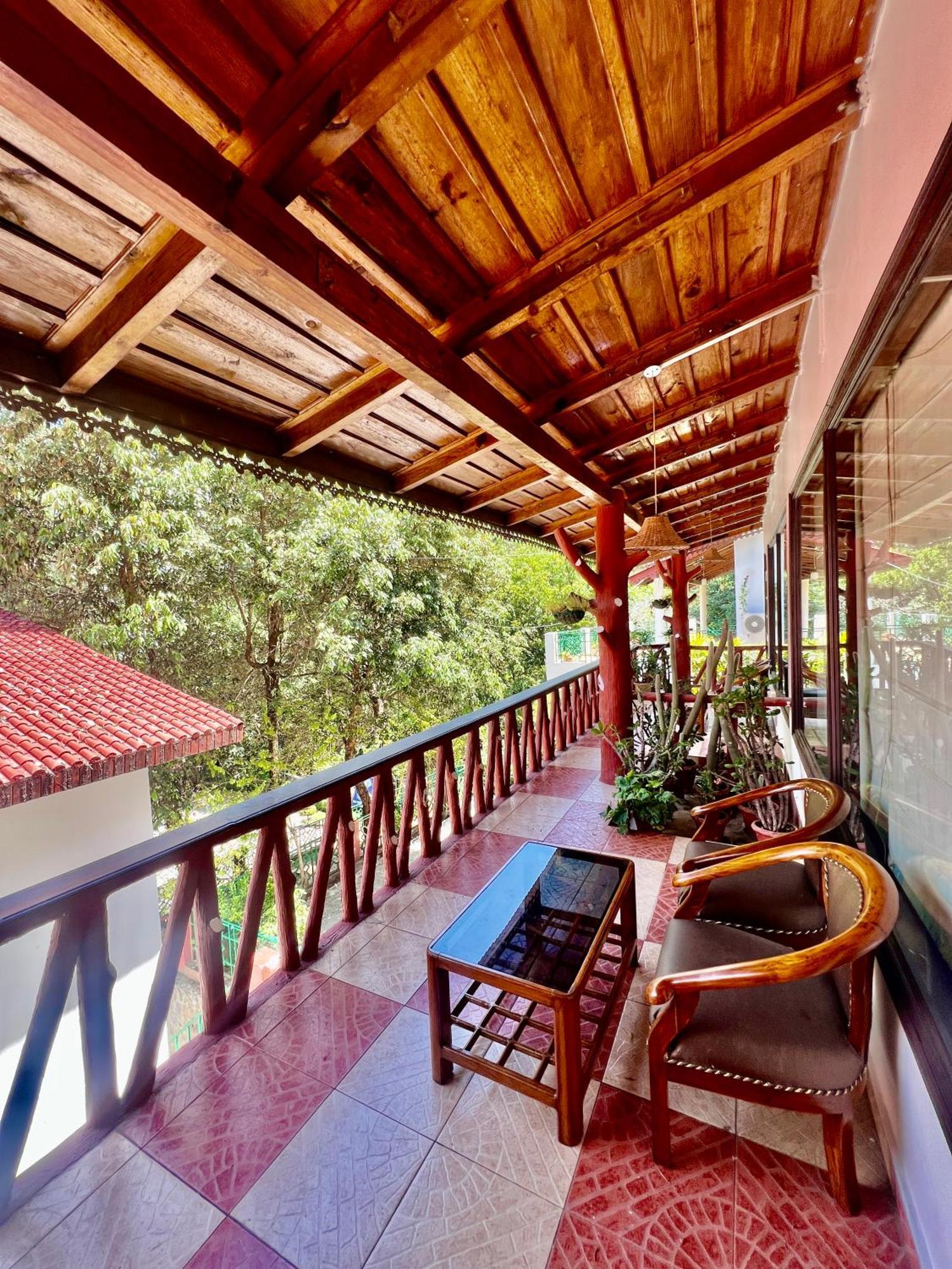 Sea Hawk - Luxury Hill Resort 4 Mins From Bhimtal Lake Exterior photo