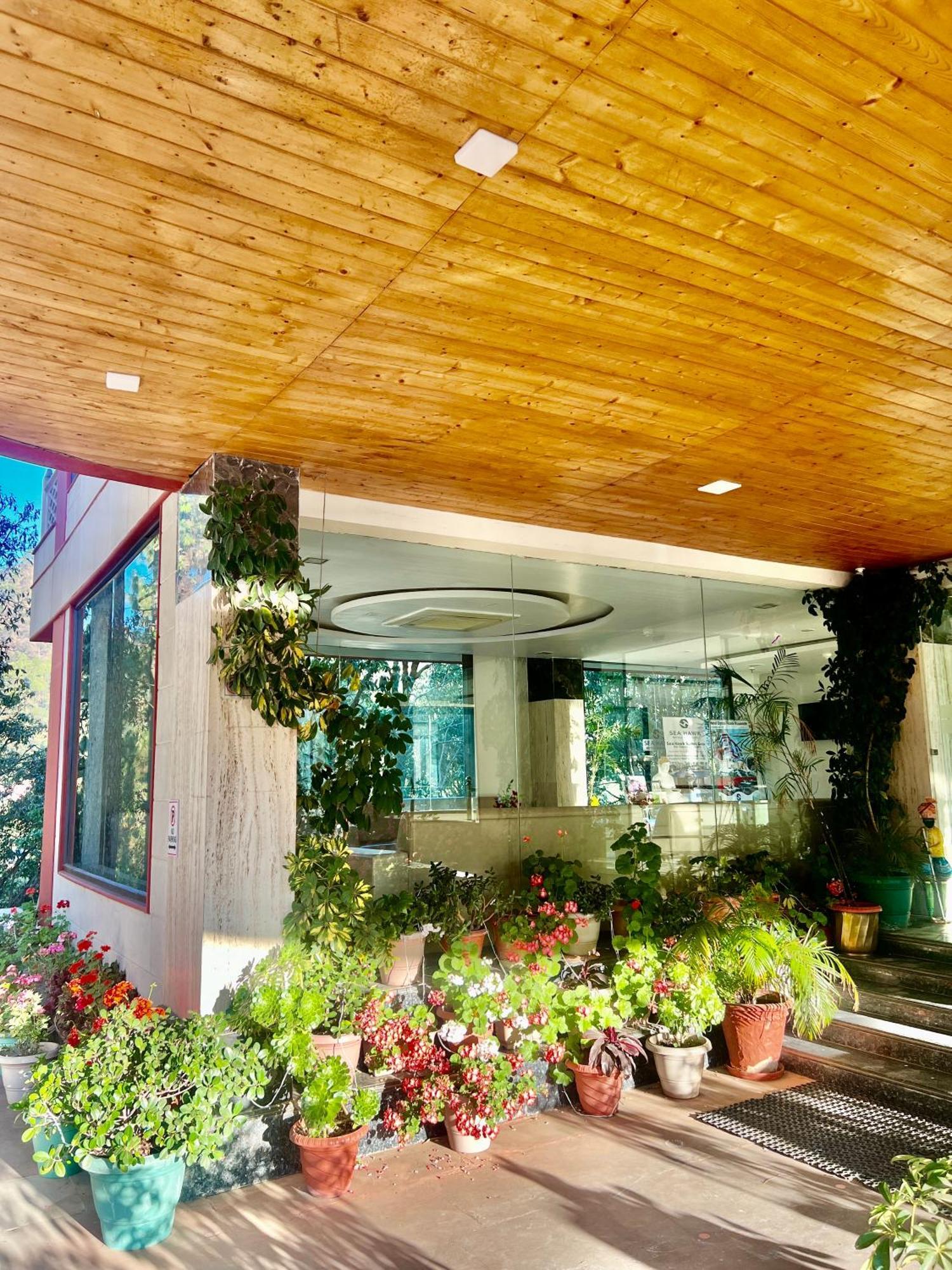 Sea Hawk - Luxury Hill Resort 4 Mins From Bhimtal Lake Exterior photo